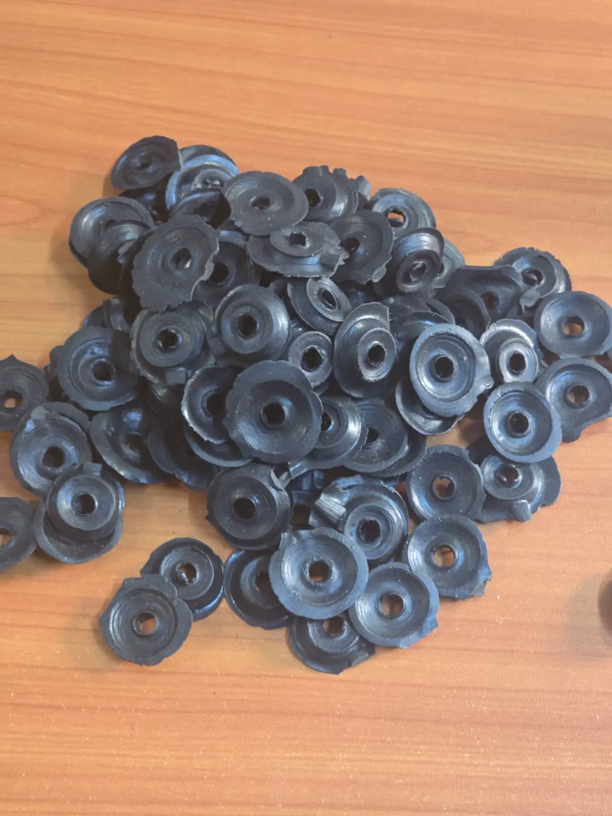 Tujenge Rubber Washers Image 1