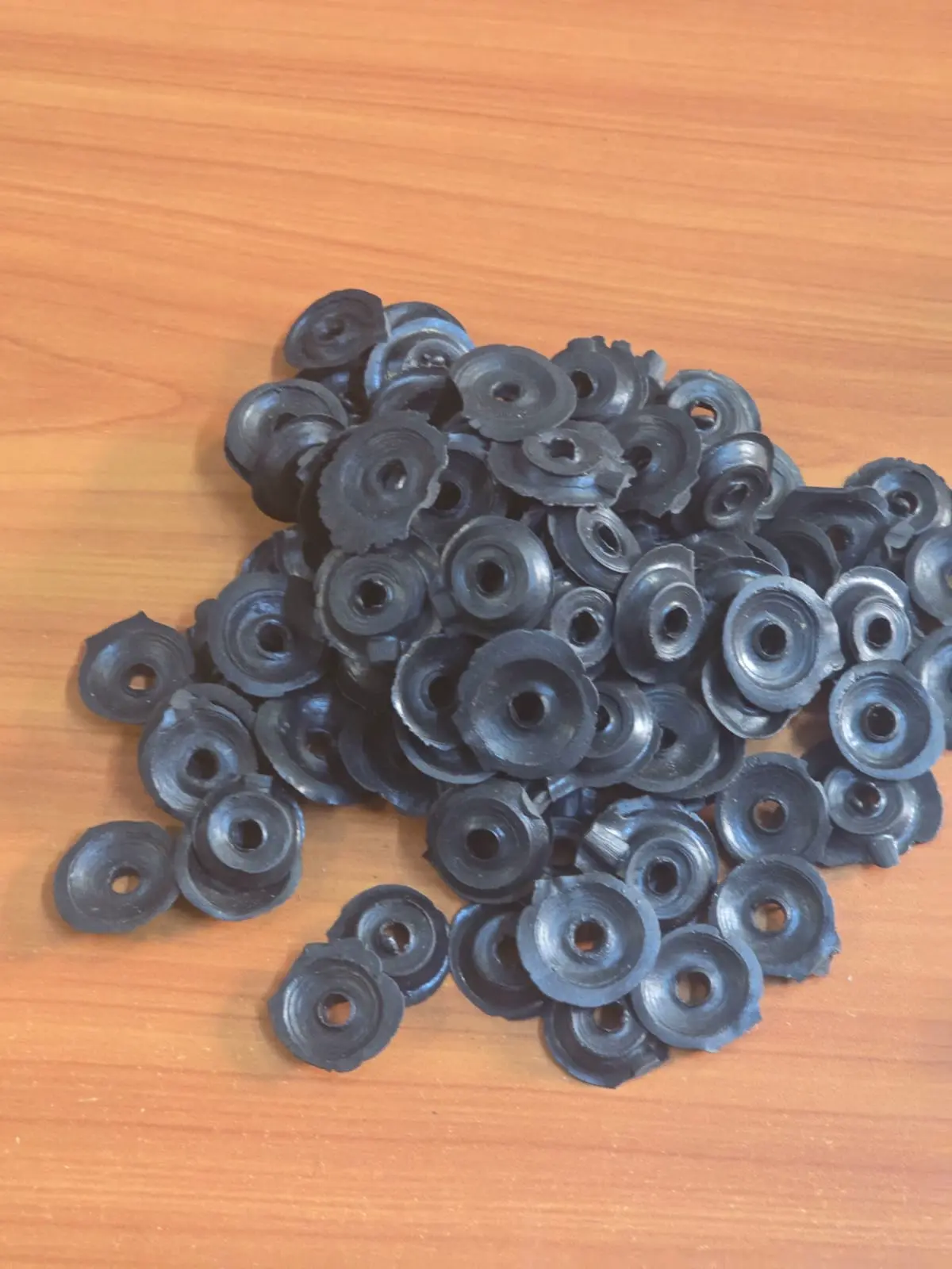 Tujenge Rubber Washers Image 1